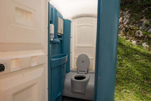 Best Restroom trailer rental cost  in Wilson, NC